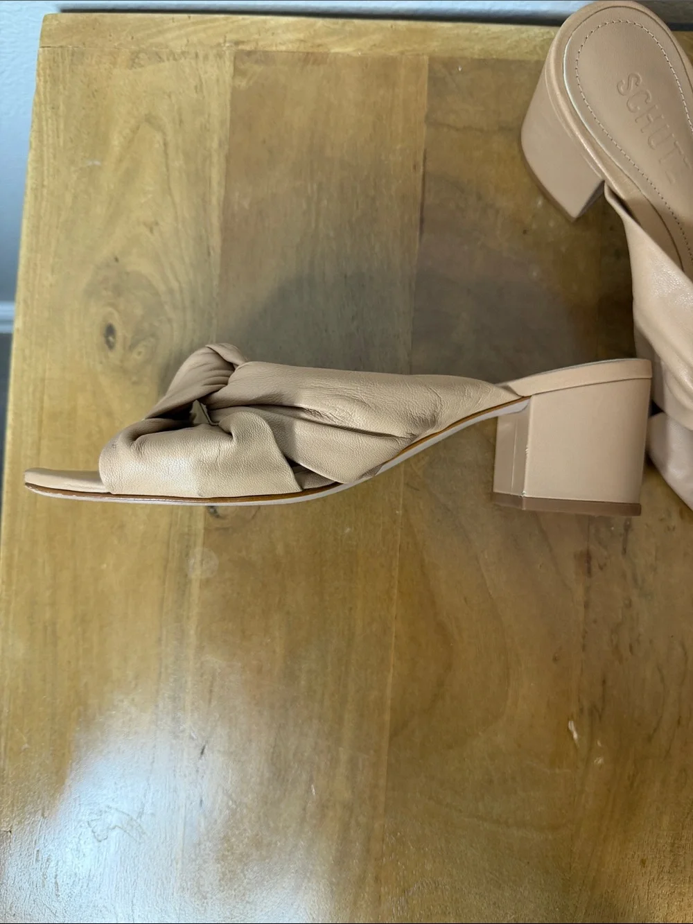 SCHUTZ Nude low heel leather sandal sz 7.5